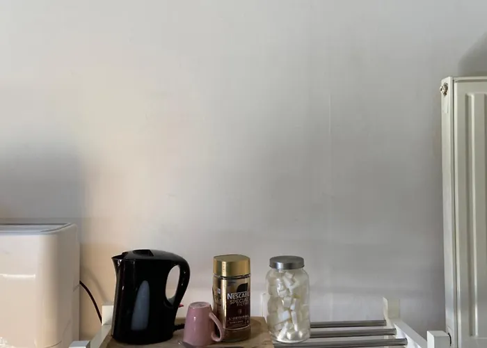 Chambre Privee Dans Maison Au Quartier Calme